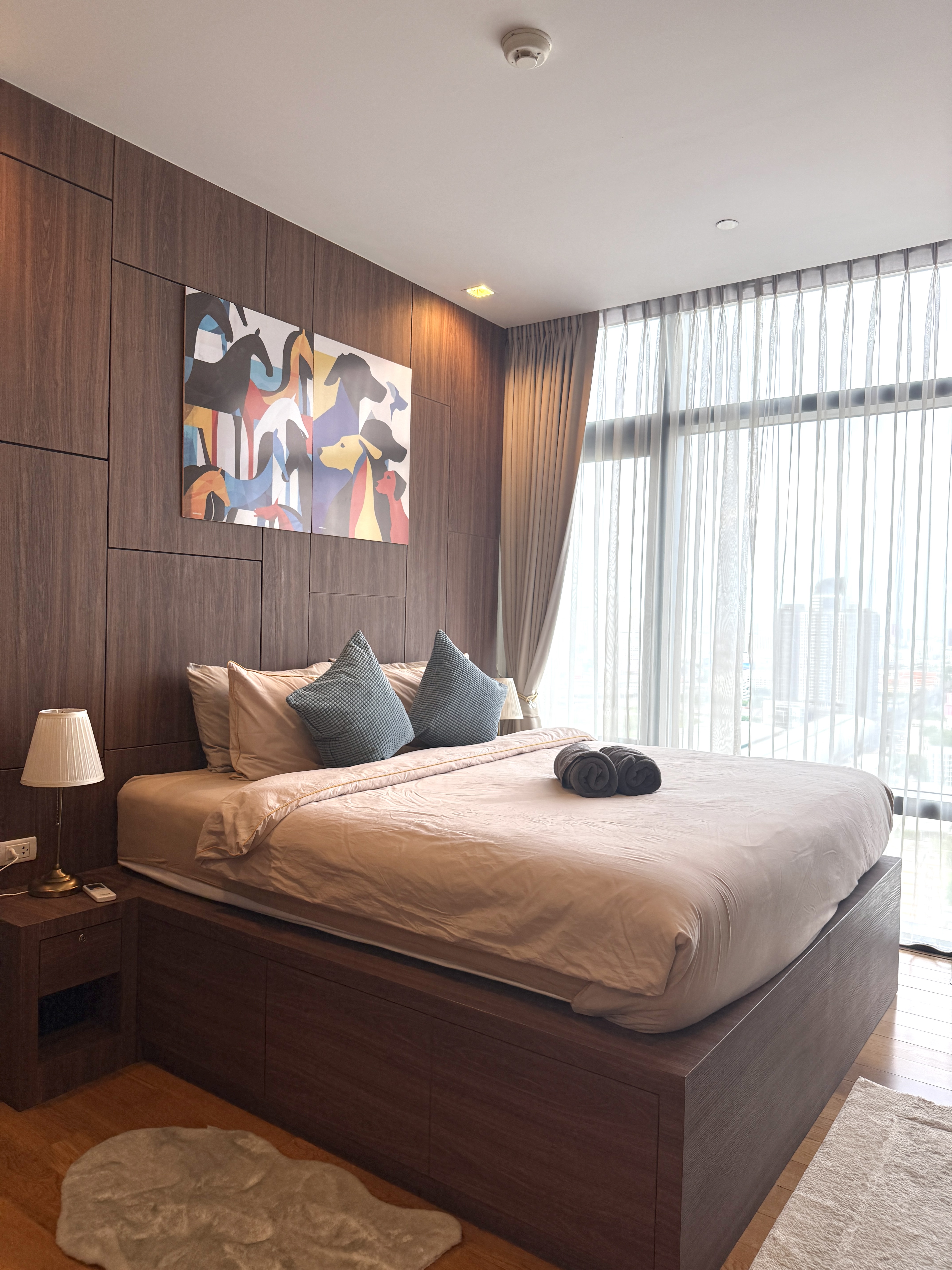 NearMRT Free ShuttleBus WiFi500Mbs Washer Pool&Gym — managed short-term rental in Bangkok