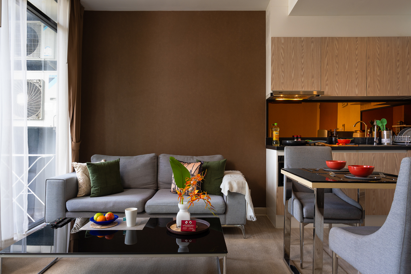 Wander | Pool & Gym Floor · 500Mbps, Desk — managed short-term rental in Bangkok