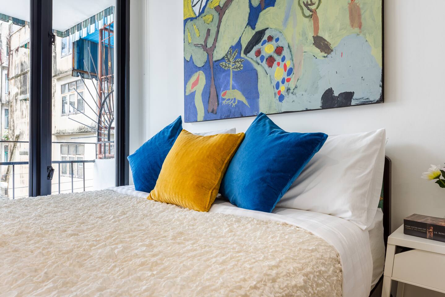 RealDowntown BKK| Family,Yaowarat3min toMRTnMall — managed short-term rental in Bangkok